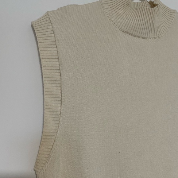 Cream sweater dress - Picture 4 of 7